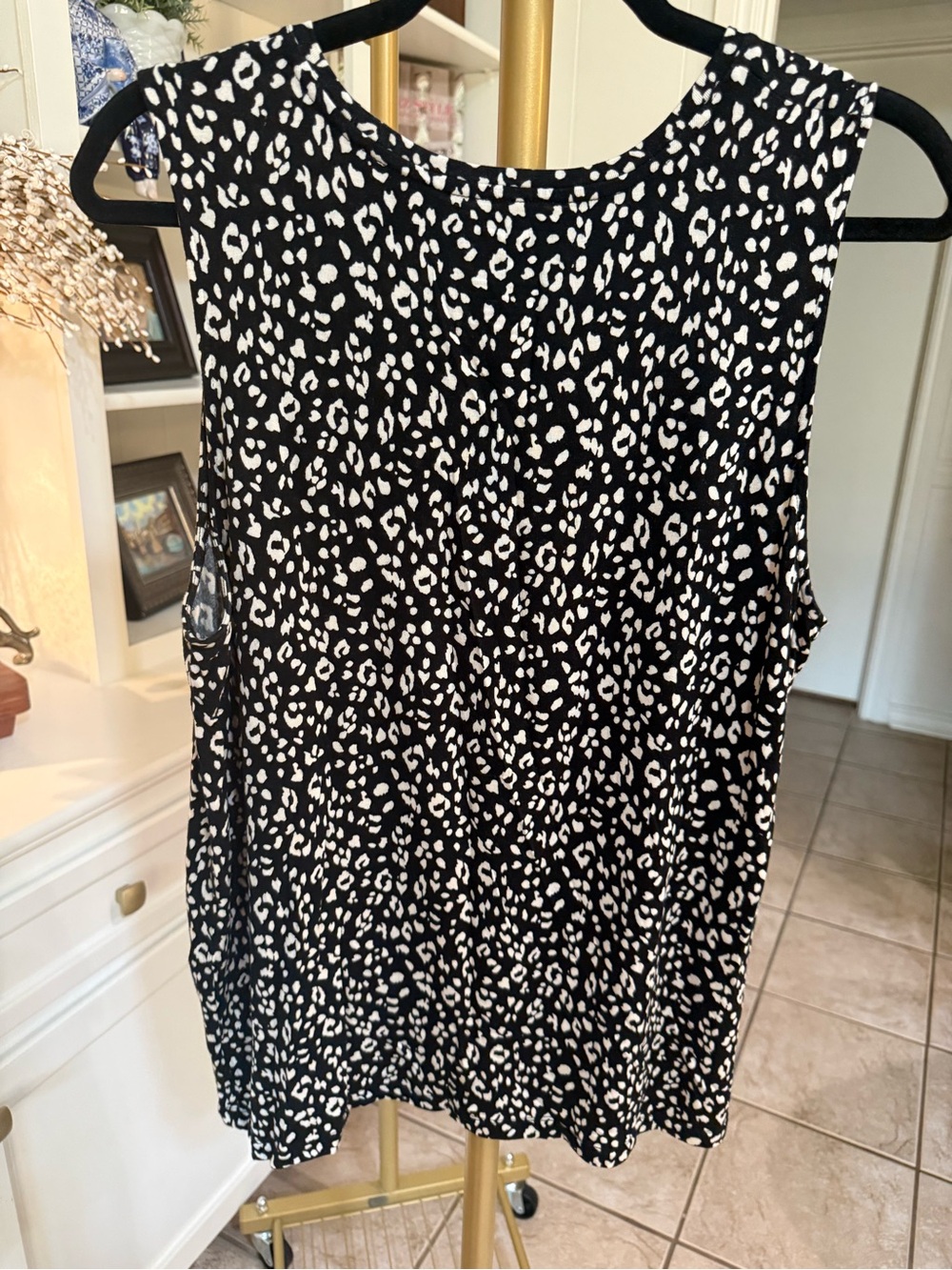 Nine West Black & White Animal Print Tank Top XL - Picture 3 of 6